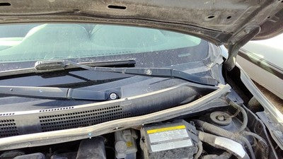 2012-2019 Nissan Versa Driver Left Windshield Wiper Arm Oem Blade Lever