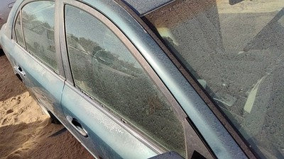 2006-2010 Hyundai Sonata Passenger Right Front Side Window Door Glass Oem