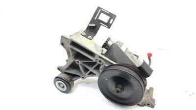 2006 Chevy Silverado 1500 Complete Power Steering Pump With Mount Bracket 5.3l