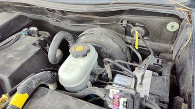 09-12 Gmc Canyon Power Brake Booster With Master Cylinder Pair Set Oem 20815348