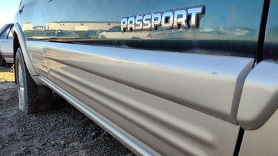 2000-2002 Honda Passport Passenger Right Front Moulding From Door Oem Trim Strip