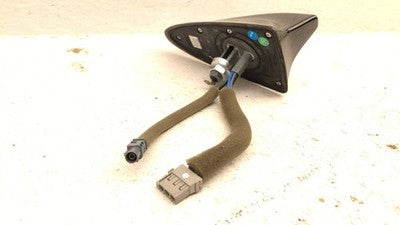 2016-2017 Hyundai Tucson Antenna Assembly Oem Gps Navigation Roof Fin 96240D3100
