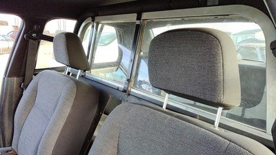2003-2005 Ford Crown Vic Pair Of Front Headrests Oem Left Right Set Seat