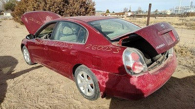 2002-2006 Nissan Altima Driver Left Rear Knuckle Assembly Stub Axle With Hub Oem