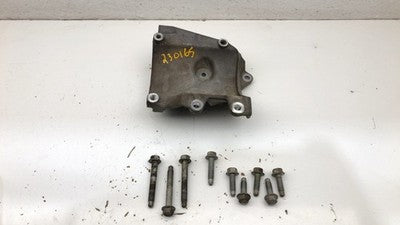 2006 Gmc Yukon Xl 1500 5.3L Ac Compressor Mount Bracket With Bolts 12554026