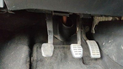 2005 Mazda 3 Complete Clutch And Brake Pedal Assembly Oem