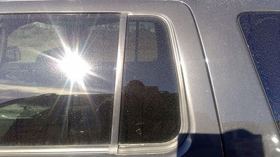 02-10 Mountaineer Driver Left Rear Vent Window Back Door Glass With Frame