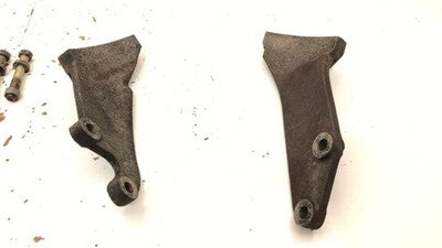 86 Isuzu Pup 2.3L 5 Speed Transmission Bell Housing Spacer Plate Bolts Brackets