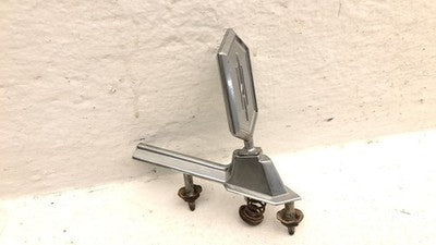 1975 Olds Cutlass Hood Emblem Badge Ornament Oem