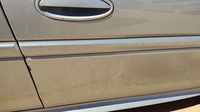 04-08 Grand Prix Passenger Right Front Moulding From Door Trim Strip Silver 12U