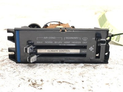 1984-1985 Buick Century Temperature Control Module In Dash Heater AC Head Unit