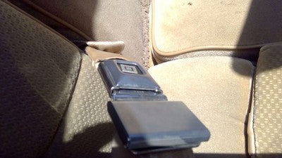 1985 Olds 88 Driver Left Front Seat Belt Buckle Female Receiver Oem Tan