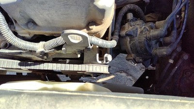 1996 Nissan Hardbody Drive Belt Tensioner Assembly Oem 2.4L