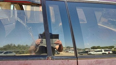 1991-1994 S10 Blazer Driver Left Rear Vent Window Back Door Glass With Frame Oem