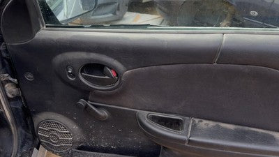 2003-2007 Saturn Ion Passenger Right Front Door Trim Panel Manual Black 19E