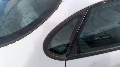 1996-2007 Ford Taurus Passenger Right Rear Quarter Glass Back Side Window Oem