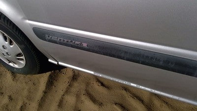 1997-2005 Chevy Venture Driver Left Front Moulding From Door Oem Trim Strip