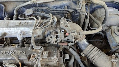 83-86 Toyota Camry Throttle Body Valve Assembly Complete With Sensors 2.0L 2Selc