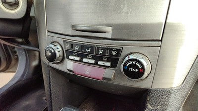 10-14 Legacy Outback Temperature Control Module In Dash Heater Ac Head Unit