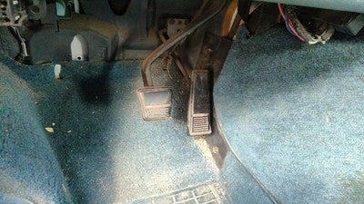 1993 Gmc Safari Gas And Brake Pedal Assembly Automatic Transmission