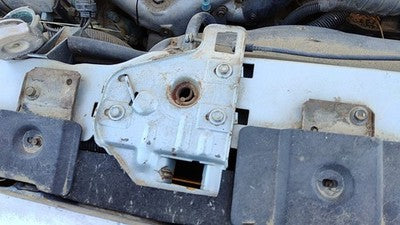 1982-1984 Oldsmobile Firenza Hood Latch Assembly With Bracket Oem 20718451