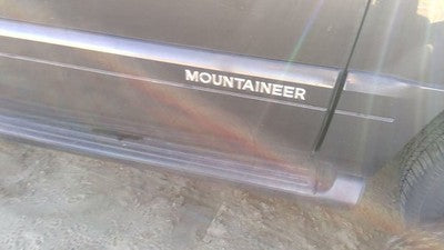 06-10 Mountaineer Passenger Right Front Moulding From Door Trim Charcoal G5