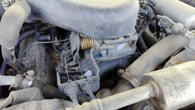 1998-1999 Chevy Suburban Throttle Body Valve Assembly Complete With Sensors 5.7L