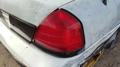 1999-2011 Ford Crown Vic Passenger Right Tail Light Brake Lamp Oem Rear