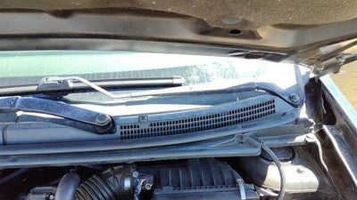 2007-2012 Nissan Sentra Driver Left Windshield Wiper Arm Oem Blade Lever