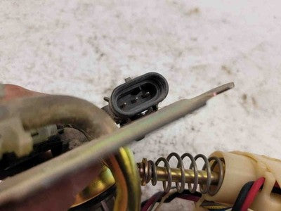 1997-2002 Daewoo Leganza Complete Fuel Pump With Sending Unit Gas Level 2.2l At