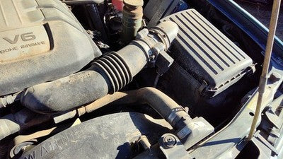1998-02 Honda Passport Complete Air Intake Filter Box Housing With Tube Oem 3.2l
