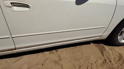 03 Altima Passenger Right Front Moulding From Door Oem Trim Strip White Qx3