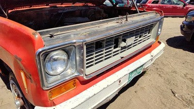 1973-1980 Chevy Silverado K10 Front Grille Assembly Complete Oem 331572