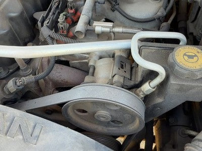2000 Jeep Grand Cherokee Power Steering Pump With Mount Bracket Oem 4.0L