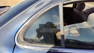 98-02 Oldsmobile Intrigue Passenger Right Rear Vent Window Door Glass With Frame