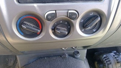 04-12 Chevy Colorado Temperature Control Module In Dash Heater Ac Head Unit C60