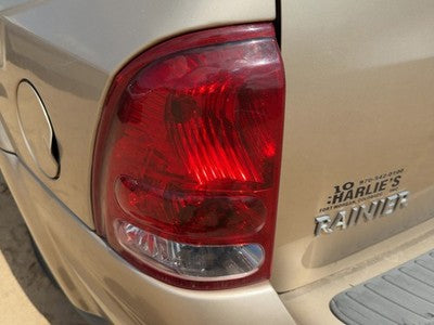 2004-2007 Buick Rainier Driver Left Tail Light Brake Lamp Oem Rear 15131580