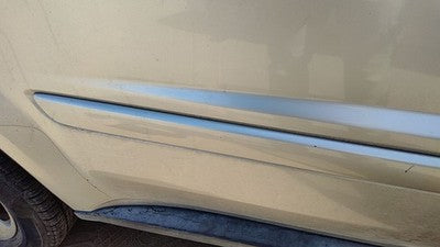 05-09 Equinox Passenger Right Rear Moulding From Door Back Trim Strip Silver 67U