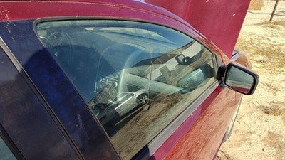 2004-2012 Mitsubishi Galant Passenger Right Front Side Window Door Glass Oem