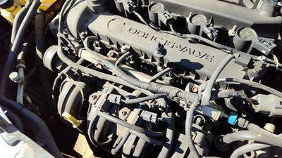 2004 05 Mazda 3 Complete Fuel Rail With Injectors Set With Wiring Harness 2.3L