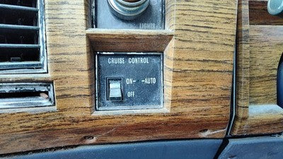 1984 Deville Sedan Cruise Control Switch Buttons Oem Dash