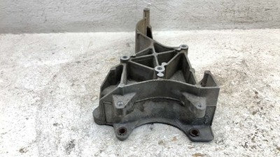 2005 Chevy Silverado 1500 Power Steering Alternator Mount Bracket Oem 12554030