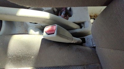 06-11 Hyundai Accent Driver Left Front Seat Belt Buckle Receiver Fz Gray 4 Door
