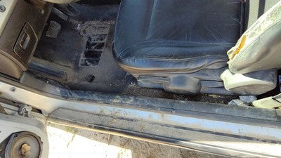 2006 Chevy Cobalt Coupe Driver Left Lower Kick Trim Panel Oem 192 Ebony