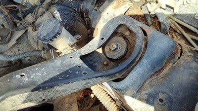 1997 Suzuki Sidekick Strut Tower Brace Bracket Oem 1.8L