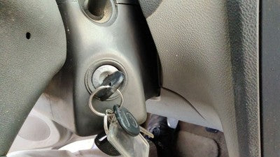 2006-2011 Chevy Hhr Ignition Switch Assembly With Key Complete Electrical Oem