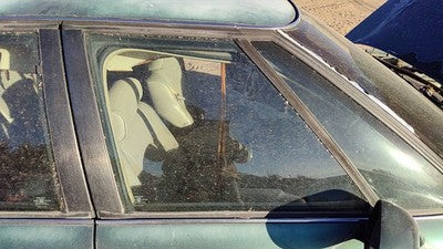 1992-1999 Olds 88 Passenger Right Front Side Window Door Glass Oem 25640132