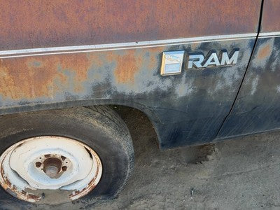 1981-1993 Dodge D150 Driver Left Front Fender Oem 04504124