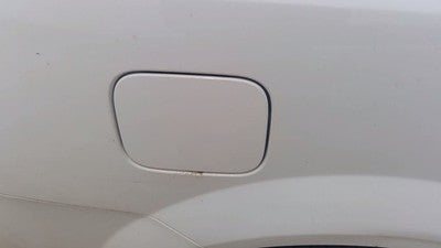 2005-2008 Suzuki Forenza Fuel Door Lid Gas Flap Oem White 6485085Z02