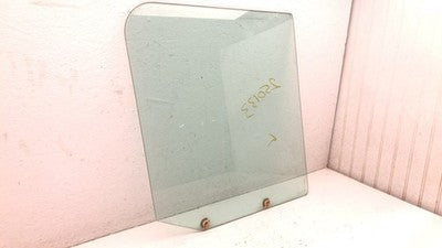 1979-1989 International S1600 S1700-S2600 Left Door Glass Side Window